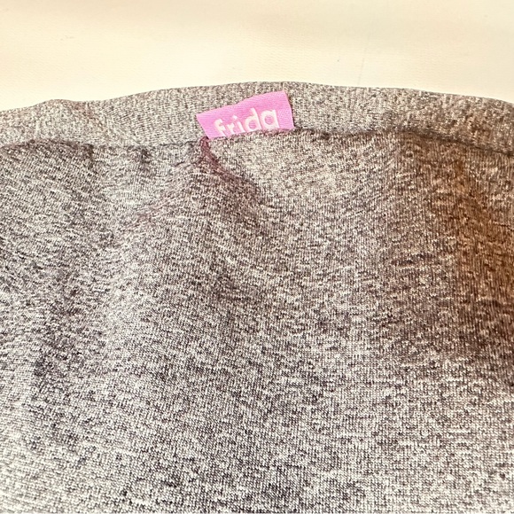 Frida Mom Perineal Comfort Cushion Soft Cooling Post Birth Care Hospital Home - Picture 6 of 8